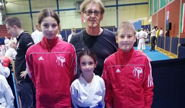 Paula Puškarić zlatna na Zagreb Karate Cupu