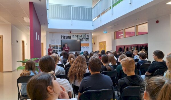 Susret petaša Osnovne škole Finida s Hrvojem Kovačevićem