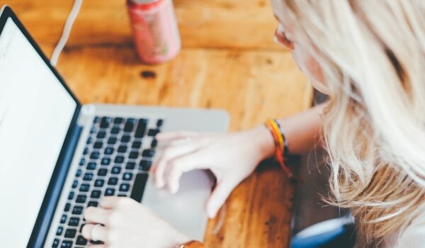 Istarska županija dodjeljuje preko 142 tisuće eura za jačanje digitalne transformacije malog gospodarstva