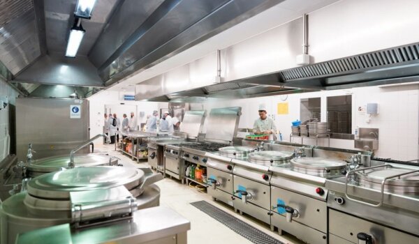 Valamarova centralna kuhinja - najveći takav pogon u Hrvatskoj