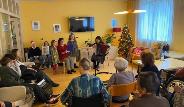 U porečkom Domu za starije održan predblagdanski koncert