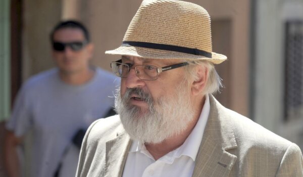 Na današnji dan 1950. rođen povjesničar umjetnosti, konzervator, sveučilišni profesor Ivan Matejčić. Sretan rođendan!