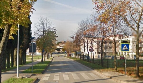 Uređuje se novi prometni pristup između roza zgrade i semafora u naselju Bolnica, od petka na snazi posebna regulacija prometa