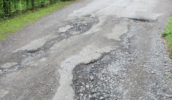 Potpisivanje peticije za rekonstrukciju dotrajale dionice ceste Vižinada-Kaštelir