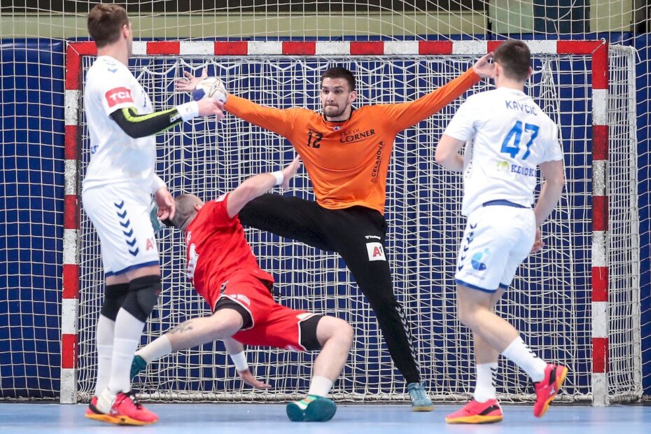 Nakon početnih 2:2, Zagrebaši su se brzo odvojili na 5:2.