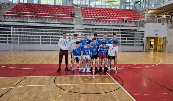 Senzacionalan nastup malonogometaša SŠ Mate Balote na županijskom natjecanju u futsalu za srednje škole