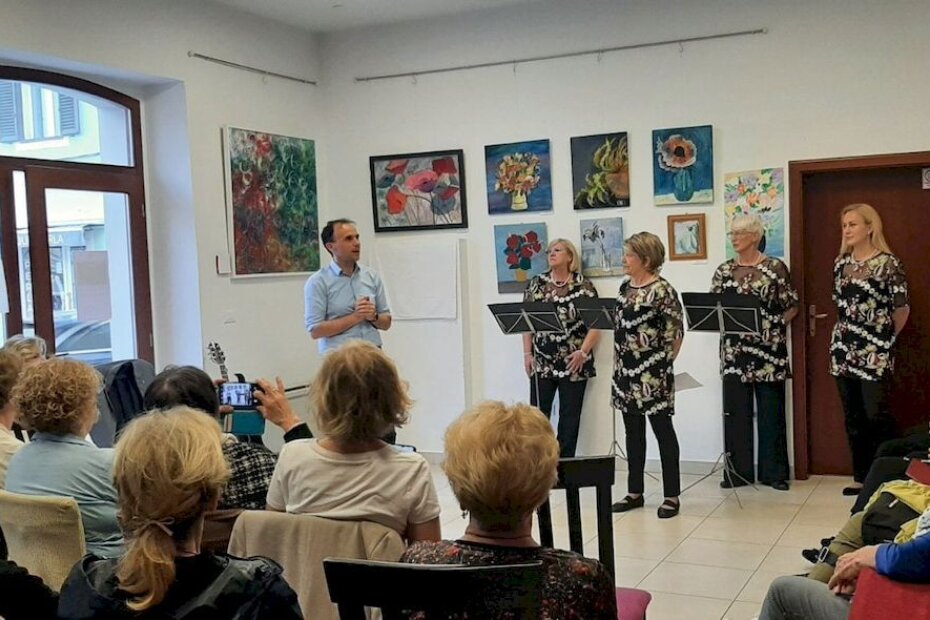 U Galiji otvorena izložba „Cvijeće za naš grad“