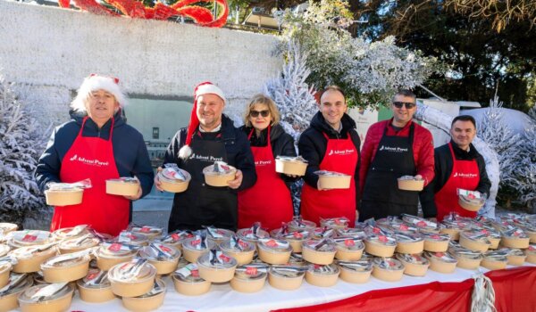 Advent Poreč: na Badnje jutro podijeljeno tisuću porcija bakalara