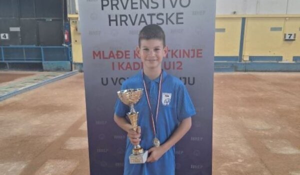 Mlade boćarske nade na turniru Pokal Krasa u Sežani