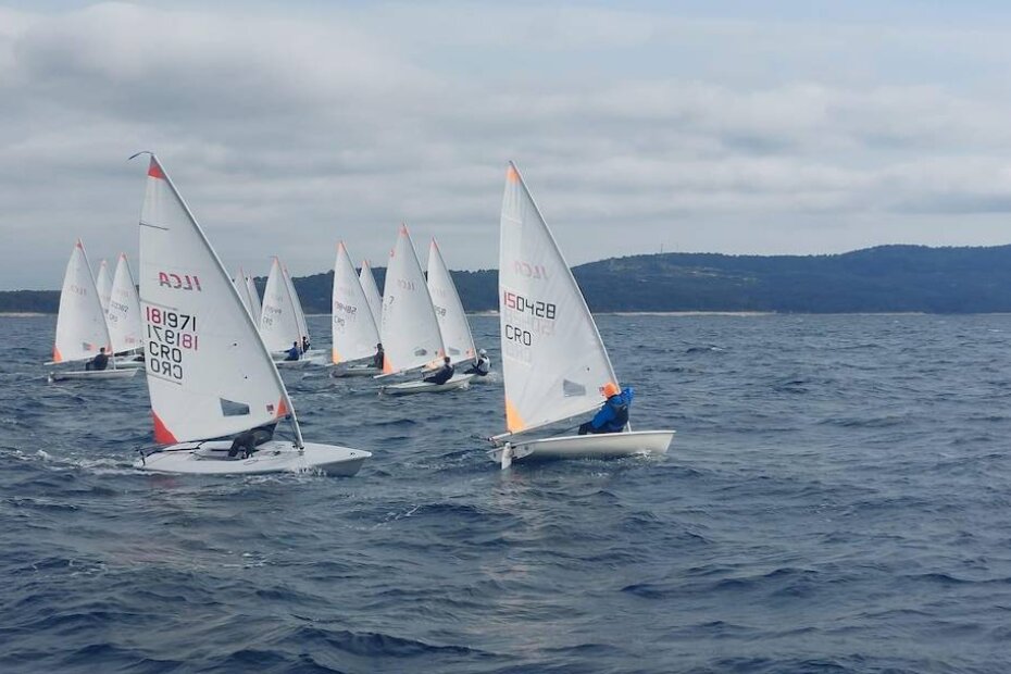 Nastup porečkih jedriličara u Malom Lošinju