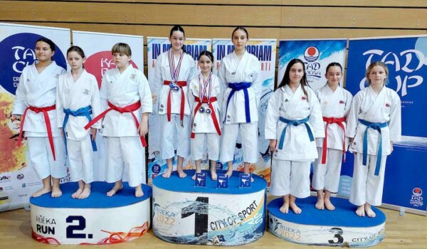 Finida osvojila devet medalja na međunarodnom karate turniru u Rijeci