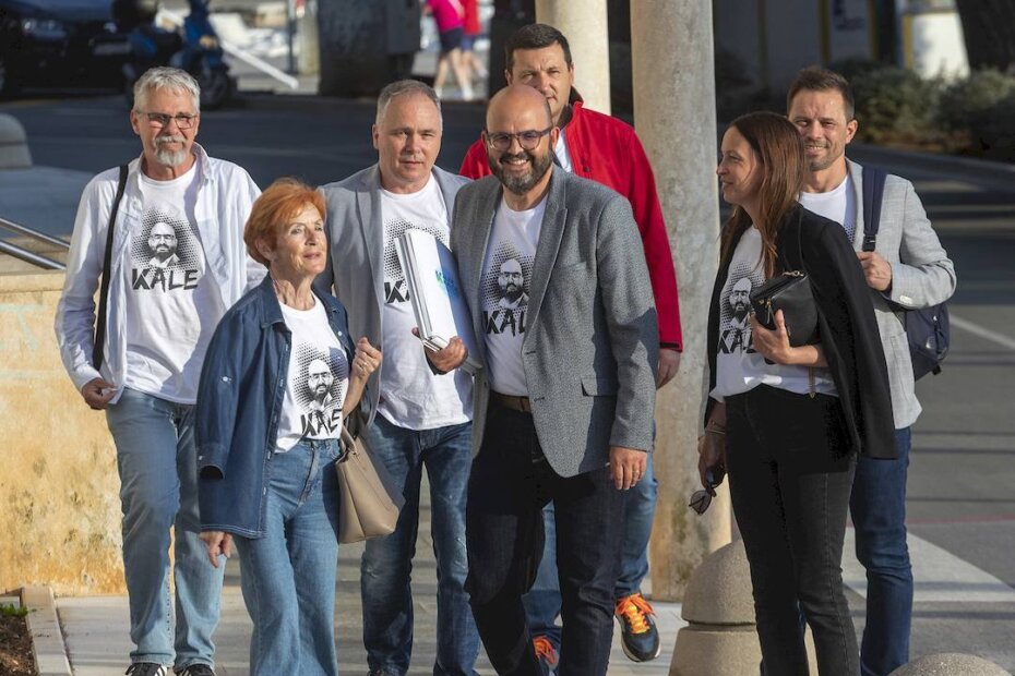 Predajom potpisa Kalčić je službeno ušao u završnu fazu kampanje