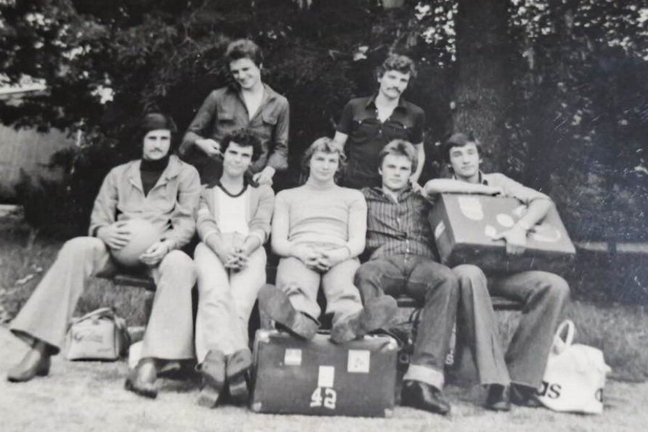 Sjede (s lijeva): Sandro Pilar, Mladen Šušnjić, Krešo Kulušić, Ivan Nino Jakovčić i Pino Dotto, a stoje Ivan Herak i Milan Markežić