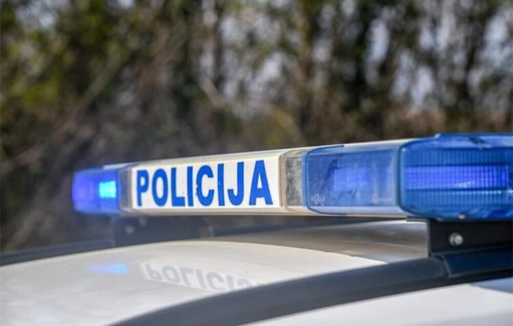 policija natpis