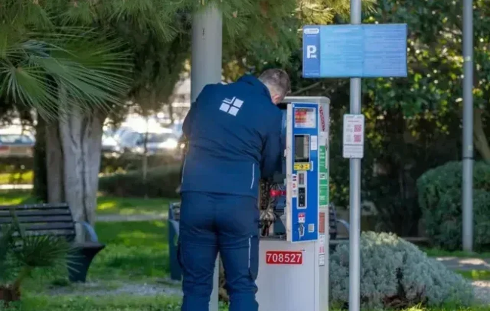 parkirni automat usluga