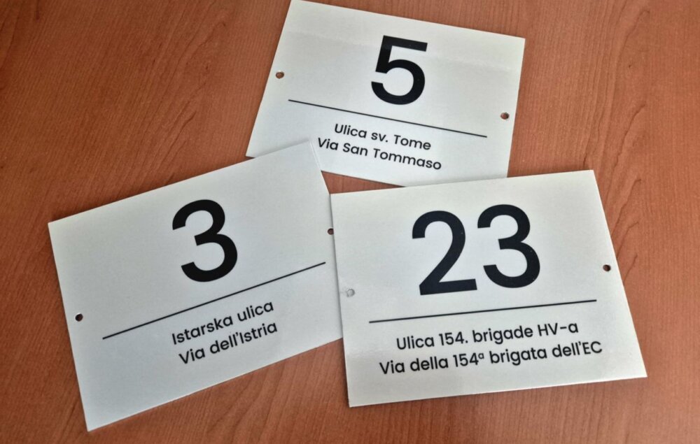 Dvojezični kućni brojevi