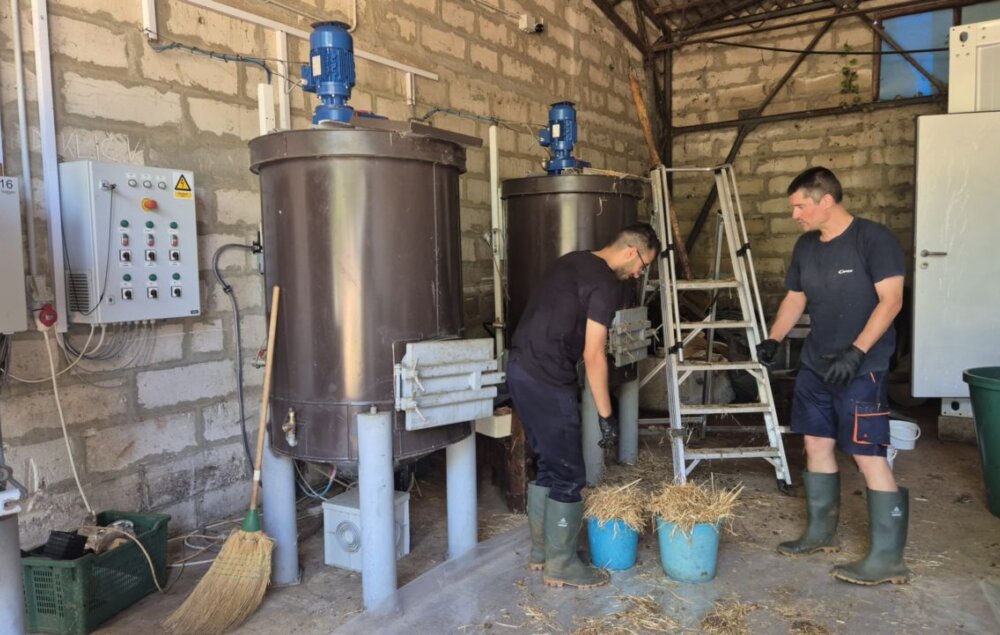 Voditelj projekta je dr sc Marko Cerne i mladi istrazivac Abdelaali Olcaid iz Maroka