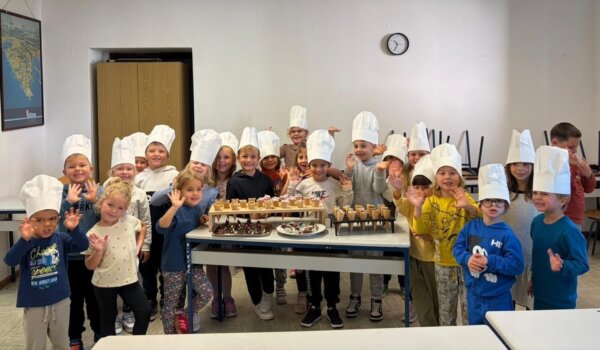 Djeca iz vrtića 101 Dalmatinac kuhala u Školi Antona Štifanića