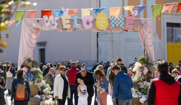 Sajam, fritaja i zabava za djecu: Trg slobode u znaku Uskrsa i dobre atmosfere