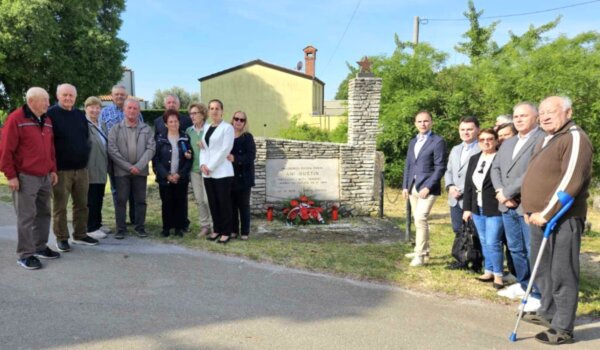 U Radmanima obilježena godišnjica pogibije Ane Guštin
