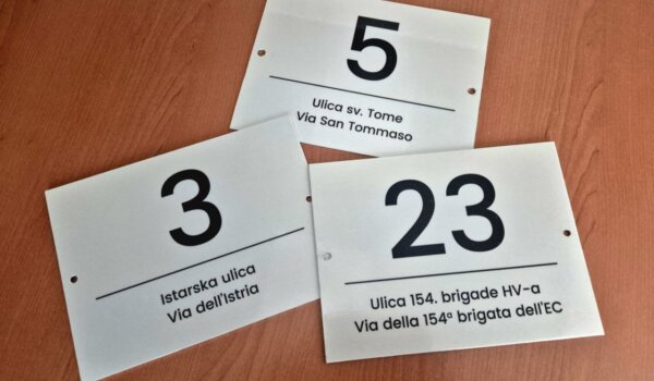 Vlasnici objekata u Vižinadi mogu besplatno preuzeti nove kućne brojeve