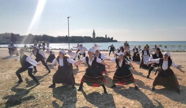 Polaznice Aeromixa s Nedom Modrić na Peškeri otplesale Rim Tim Tagi Dim