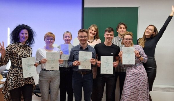 Polaznici POUP-a u Poreču završili intenzivni tečaj internetskog marketinga i brendiranja