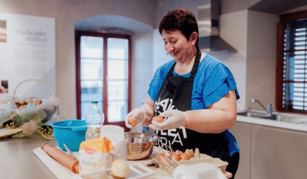 Imate kolač koji uvijek prvi nestane sa stola? Prijavite ga na Slatku Istru