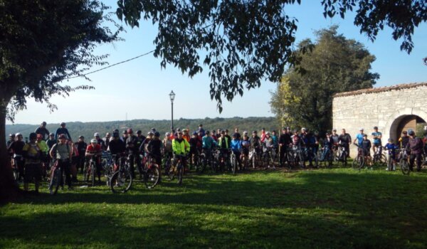 Subota je dan za bicikl: Biciklijada "Od lokve do lokve" uključuje vožnju, ručak i ulaznicu za sajam pršuta