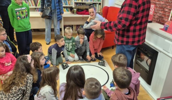 Roboti zauzeli porečku knjižnicu