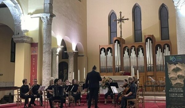 Mladi Porečan David Pršurić među solistima Istarskog komornog orkestra