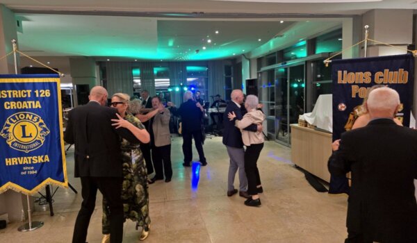 Lions Club Poreč održao 26. humanitarnu večer i prikupio 5.000 eura za potrebite