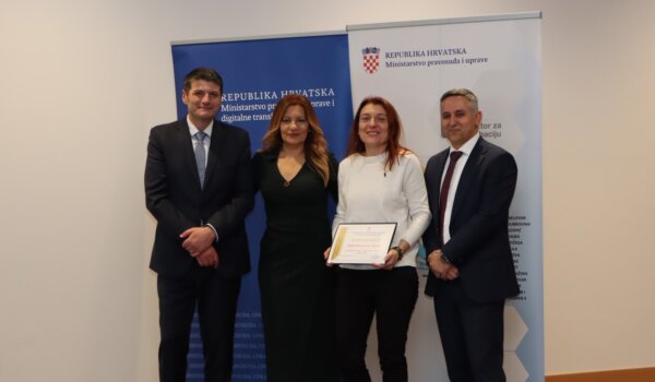 Centar Zdravi grad Poreč primio priznanje za rad koji pomaže ljudima da krenu ispočetka