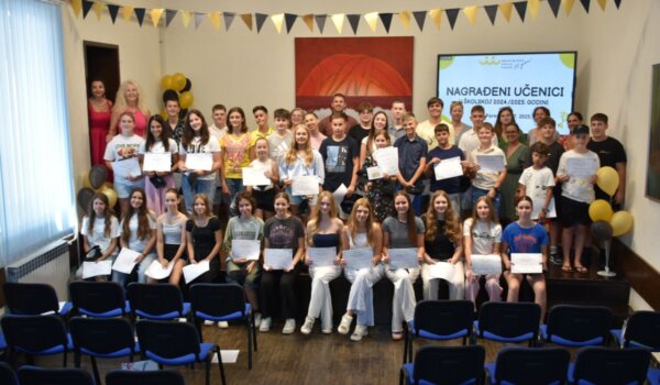 Umjetnička škola Poreč nagradila uspješne učenike i mentore