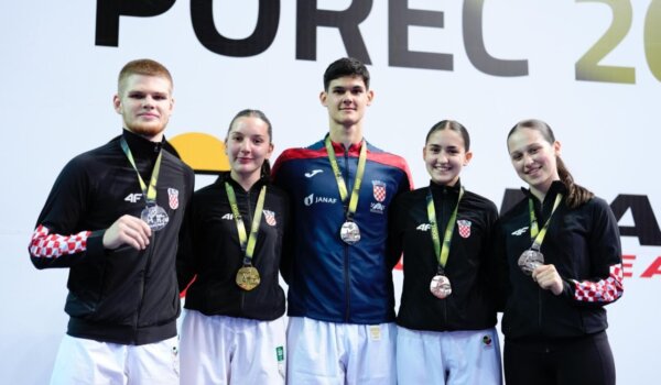 Mladi hrvatski karatisti osvojili devet medalja u Poreču