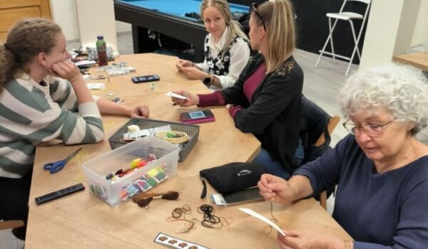 Kreativno krpanje i vez: Radionica u Klubu za mlade Poreč