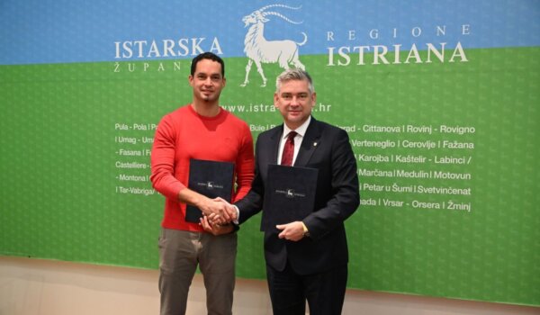 Potpisan ugovor o sanaciji školskog igrališta u Vižinadi