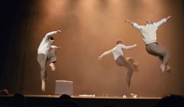 Porečki plesni festiVAL započeo predstavom "What Do You See, Or Not"