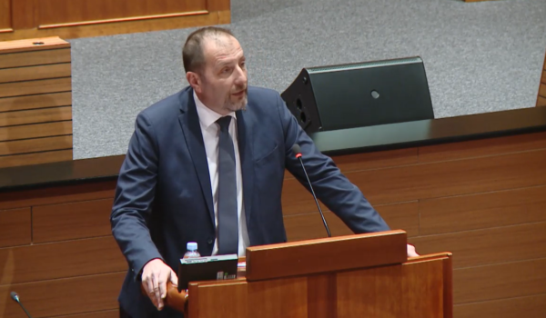 Paus: U pulskoj bolnici i dalje dugačke liste čekanja