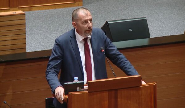 Paus: Sigurna Istra ne smije ovisiti o prekovremenom radu policajaca