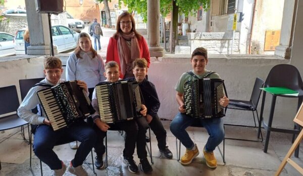 Glazbena mladost Umjetničke škole Poreč nastupila na regionalnoj smotri