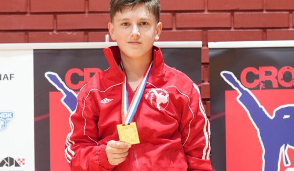 Zlato za Aleksandra Majkića na međunarodnom karate turniru u Zagrebu
