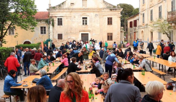 Novigrad u znaku očuvanja povijesne baštine i proslave Praznika rada