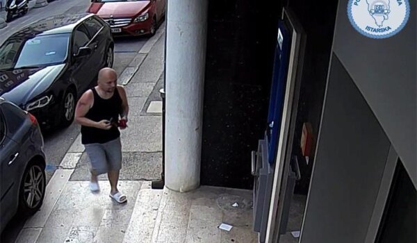 Prepoznajete li osobu s fotografija? Možda ima saznanja o događaju u Poreču