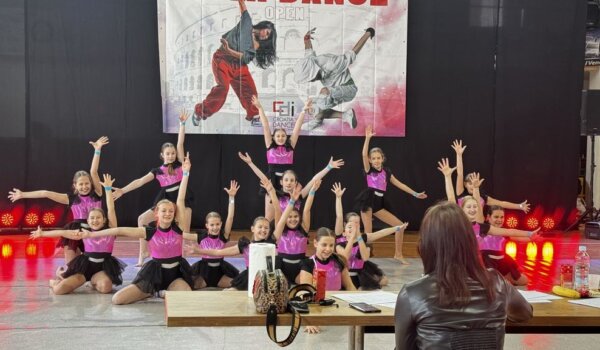 Plesačice Studija MOT 08 osvojile 12 zlatnih medalja na Pula Dance Openu