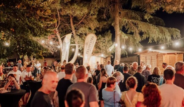 Treći Craft party u Kašteliru nadmašio očekivanja: Rekordan broj posjetitelja uživao u lokalnim delicijama