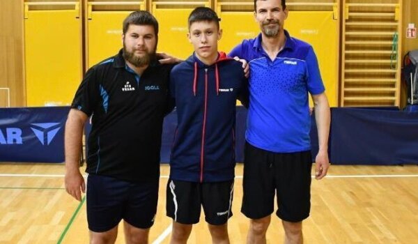 Stolnotenisači Vrsara slavili protiv Maestrala i izborili osminu finala Kupa