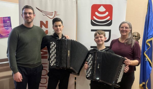 Porečki harmonikaši osvojili prve nagrade na regionalnom natjecanju u Zagrebu
