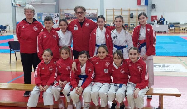 Karate klub Finida osvojio 12 medalja na Grobničan kupu