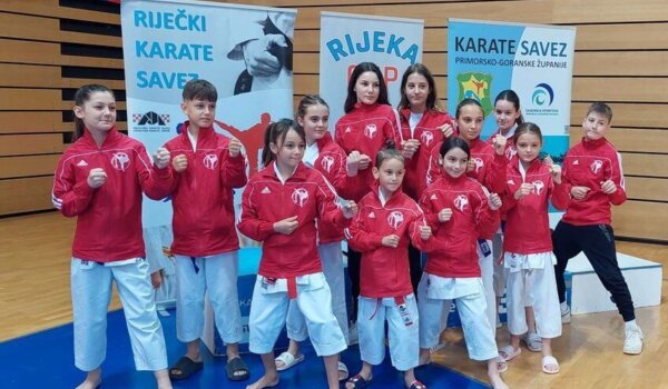 Uspjeh Karate kluba Finida: 10 zlatnih medalja u Rijeci
